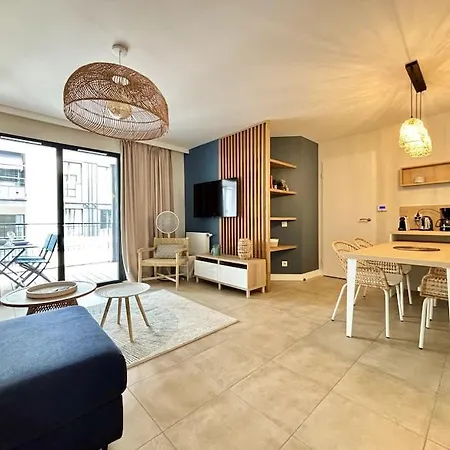 Elegant Hyper Centre Classe 3 Etoiles Apartment